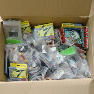 Restposten - 100+ Kabel für Iphone, Sony Playstation PS2, NES, SNES usw. (gebraucht)